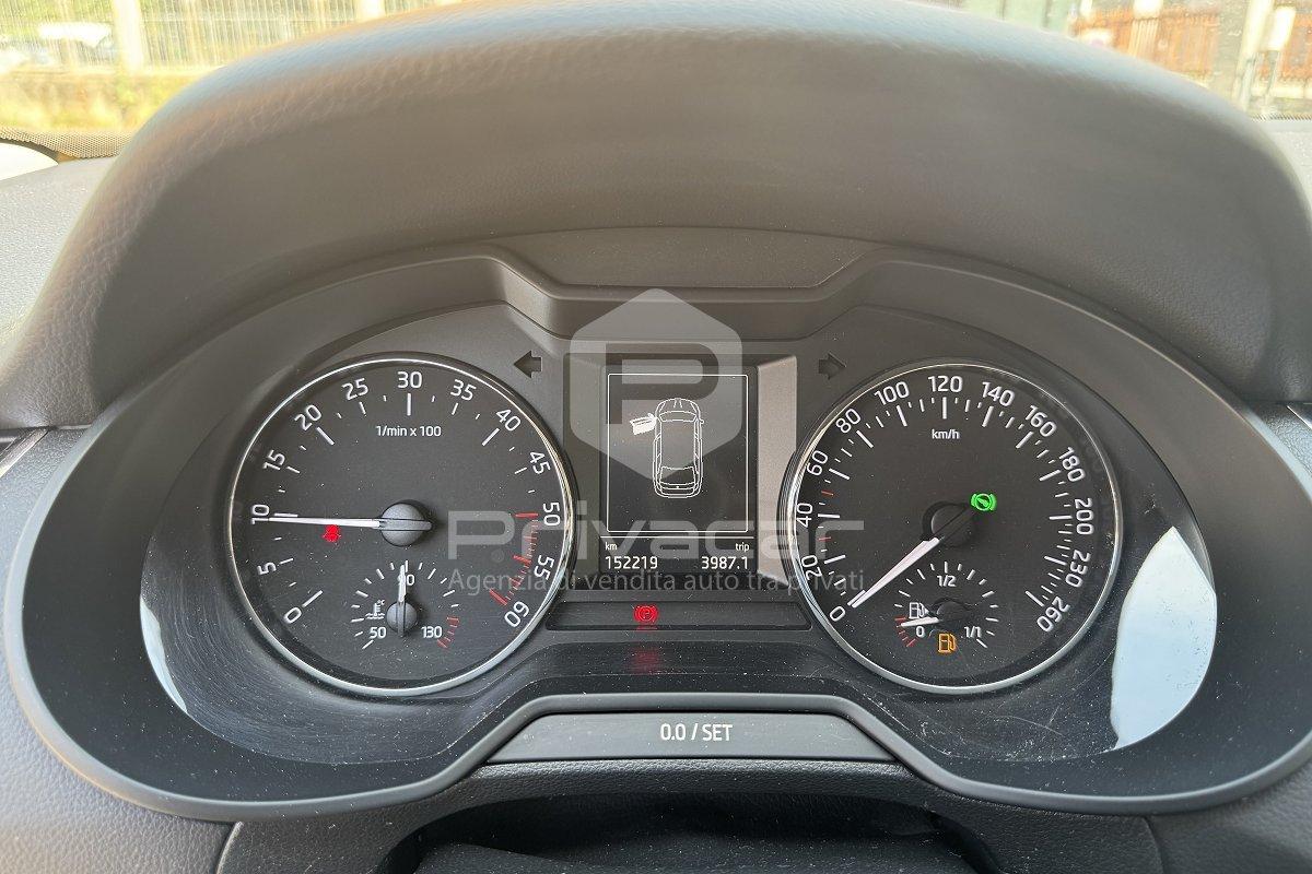 SKODA Octavia 2.0 TDI CR DSG Wagon Executive Plus