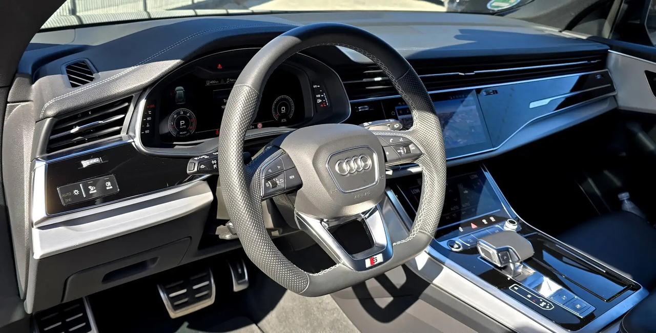 Audi Q8 3.0 tdi mhev S line edition Matrix B&O Tetto