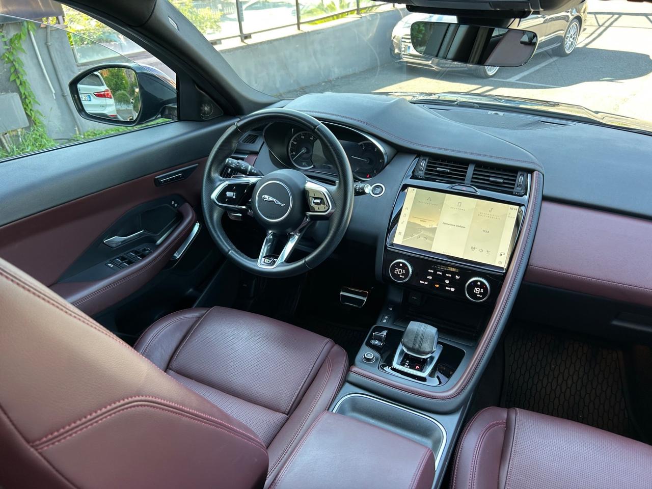 Jaguar E-Pace 2.0D I4 163 CV AWD Auto R-Dynamic SE