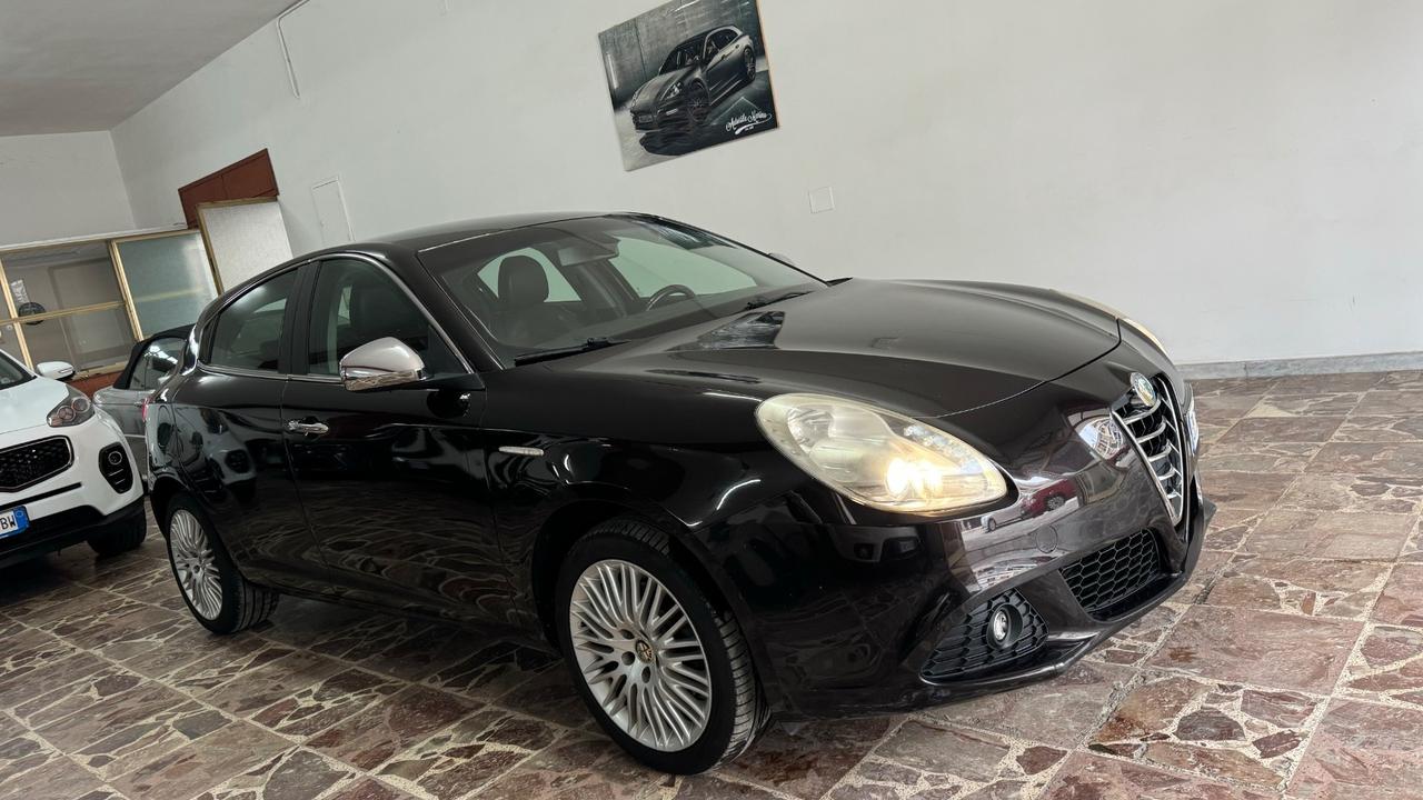 Alfa Romeo Giulietta 2.0 JTDm-2 140 CV Distinctive-2012