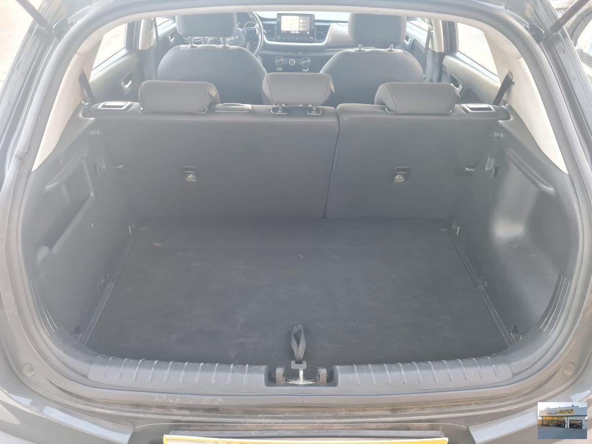 KIA Stonic 1.2 Benzina-Neopatentati-Anno 2022