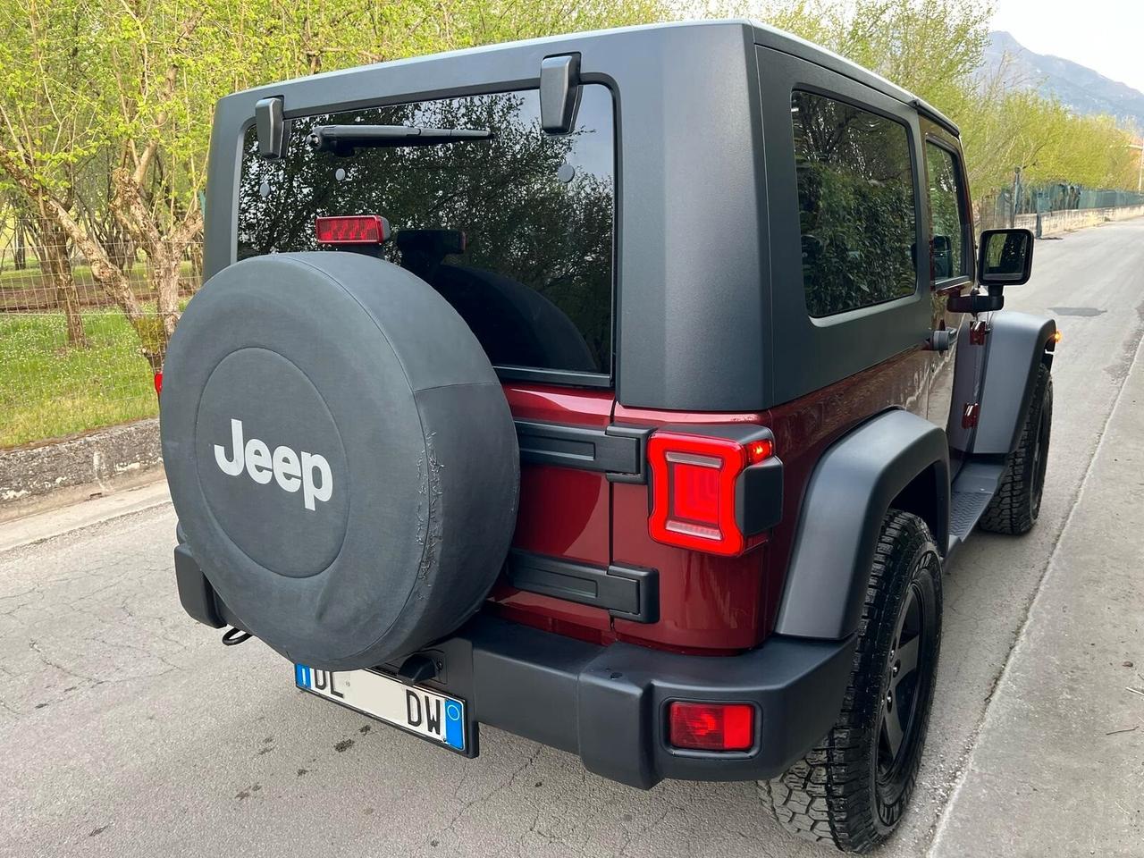 Jeep Wrangler 3.8 Sahara Auto DA VETRINA