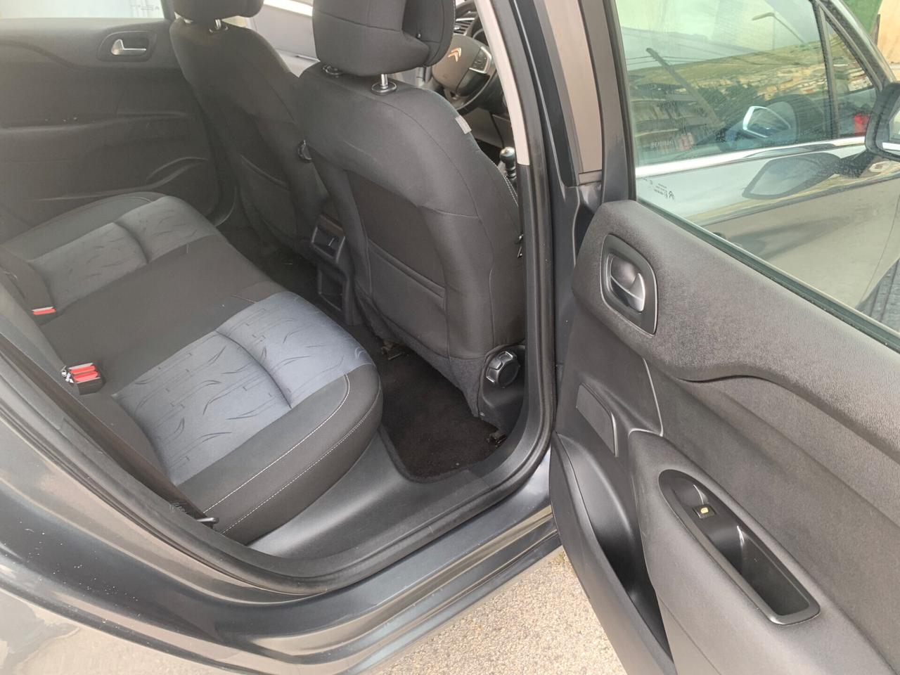 Citroen C4 1.6 e-HDi 115 Seduction