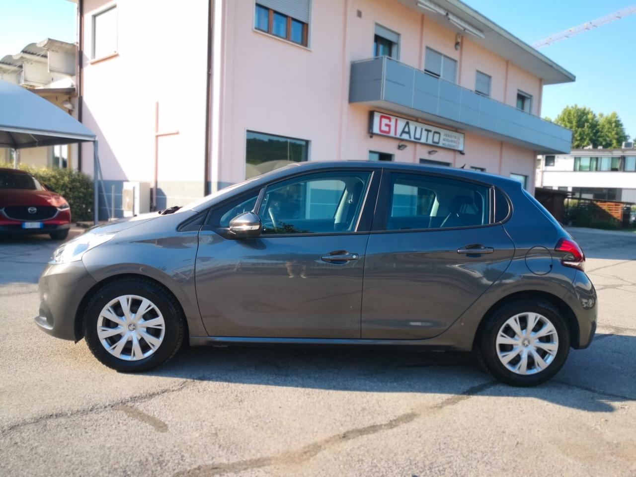 Peugeot 208 PureTech 1.2 82CV ***NEOPATENTATI***