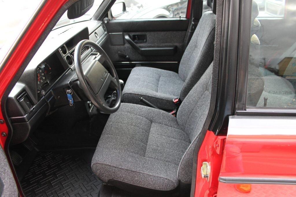 VOLVO 240 2.0 cat Station Wagon Polar