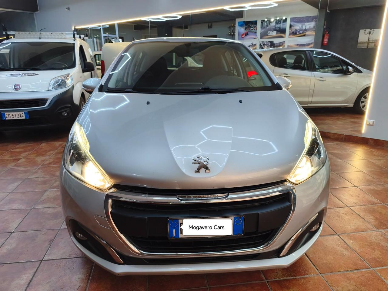 Peugeot 208 1.6 diesel BlueHDi 75CV 5 porte