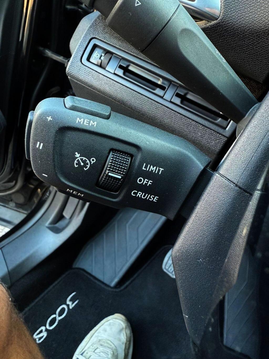 Peugeot 3008 BlueHDi 130 S&S Active Business
