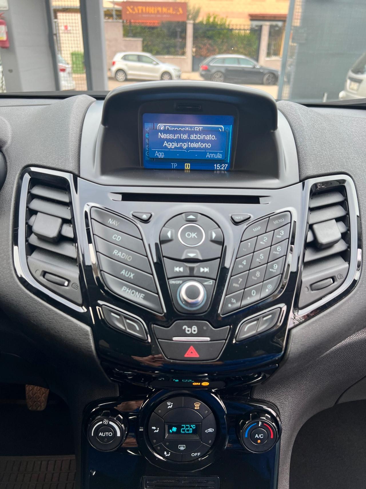 Ford Fiesta 1.5 5pt 1.5 tdci 75cv Titanium E6 NAVI/PDC/CLIMA PERF.