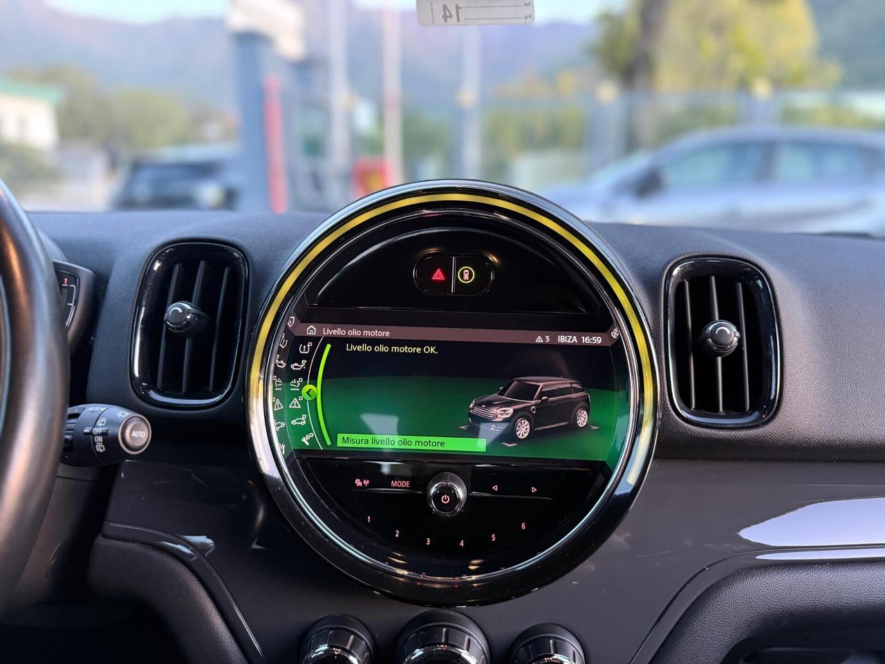 Mini Cooper 2.0 D Countryman 150 CV Business Auto.
