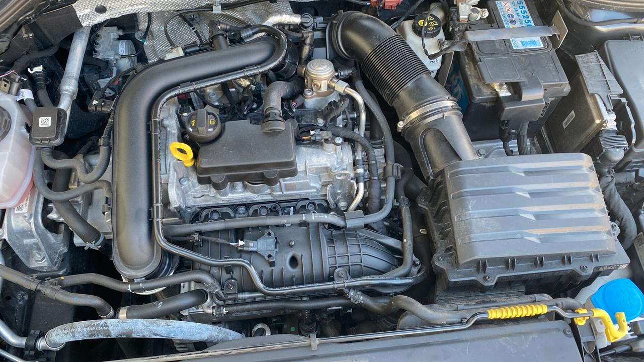 Volkswagen Golf 1.0 TSI EVO Life Garanzia 12 mesi