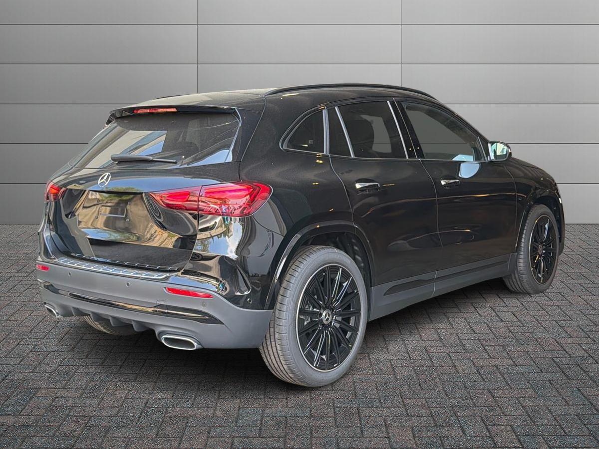Mercedes-Benz GLA 200 d 4MATIC