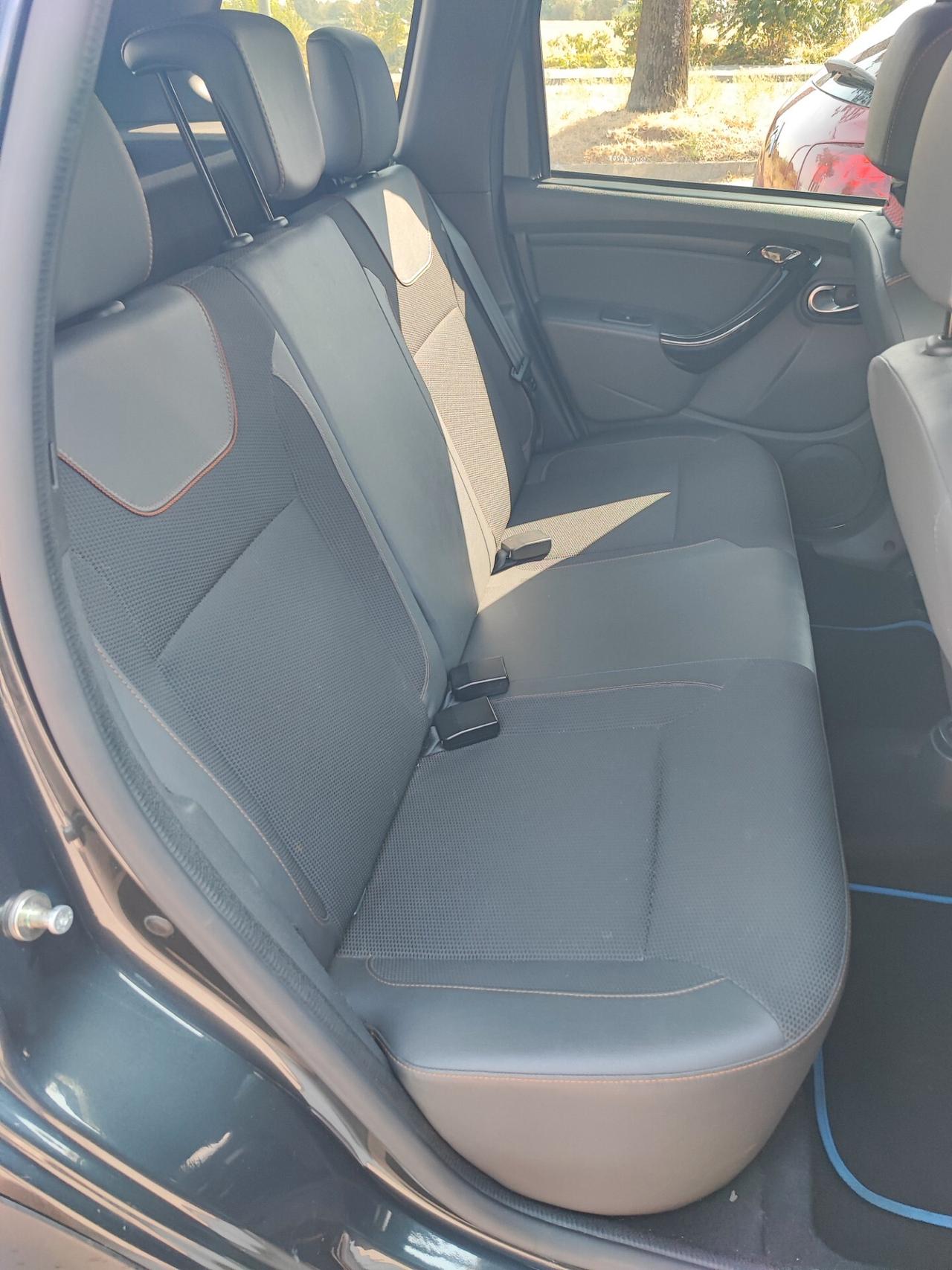 Dacia Duster 1.2 TCe 125 CV S&S 4x2 Serie Speciale Brave