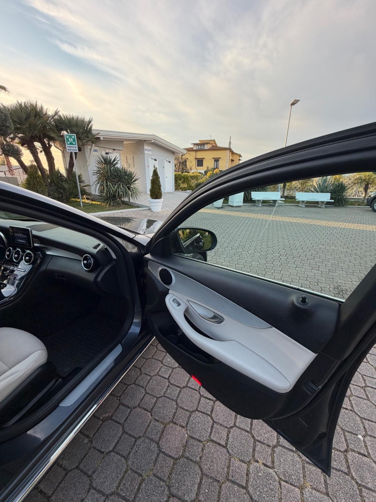 Mercedes-benz C 200 d Premium