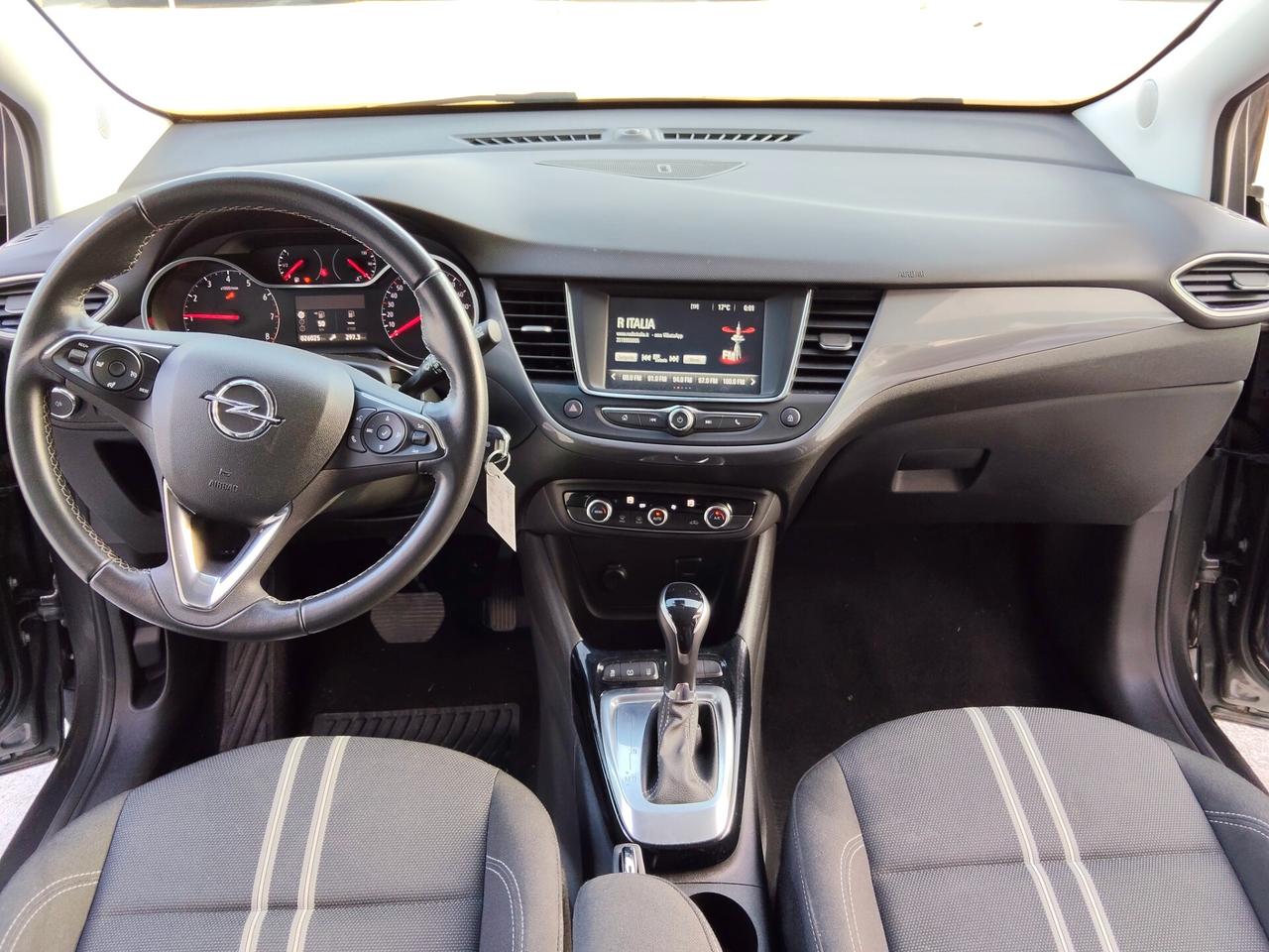 Opel Crossland 1.2 cambio automatico 2023 25.000km