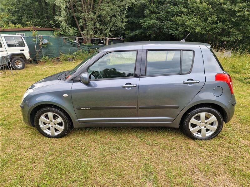 Suzuki Swift 1.3 4x4 5p. GL