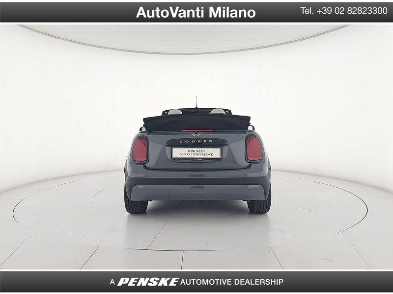 MINI Mini Mini Cooper C Cabrio 2.0 Favoured