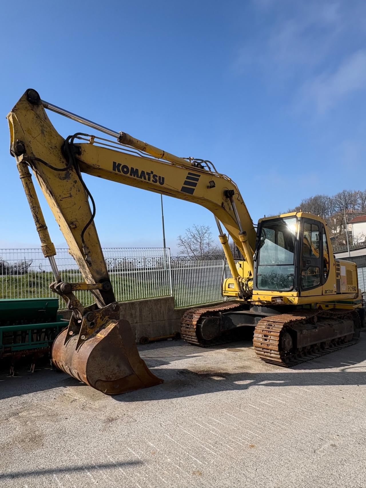 Escavatore Komatsu PC160