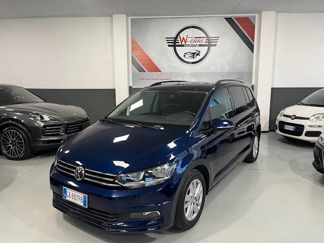 Volkswagen Touran 2.0 TDI 115 CV DSG Business BlueMotion Technology 7 POSTI