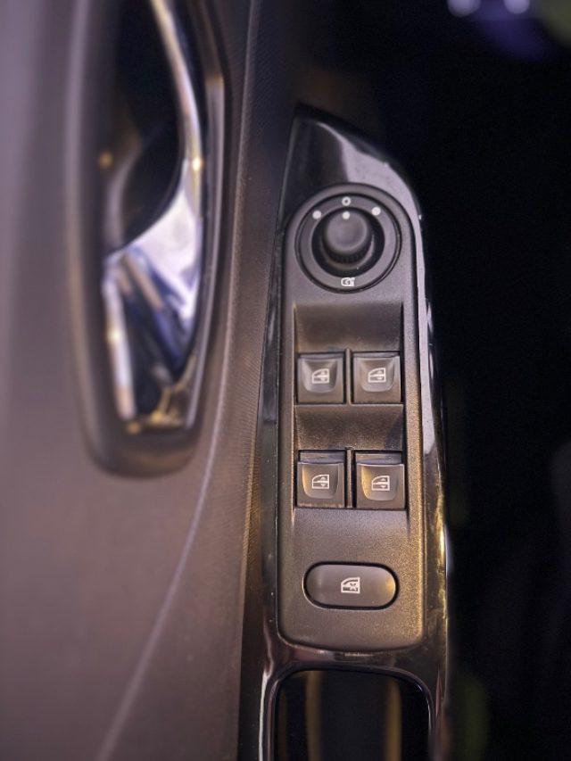 RENAULT Captur TCe 120 CV EDC Start&Stop Energy Intens