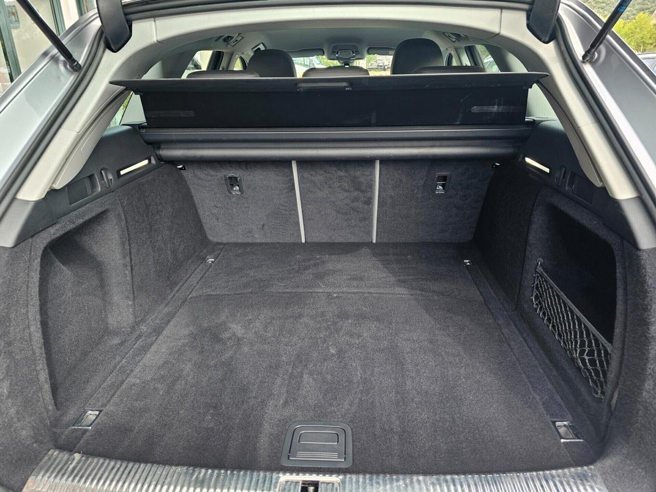 Audi A4 Avant 30 TDI/136 CV S tronic Business Advanced