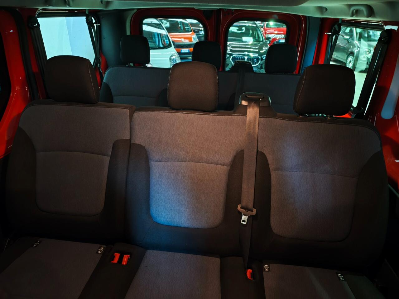 OPEL VIVARO 1.6CDTI 95CV L1H1 GANCIO TRAINO 9POSTI