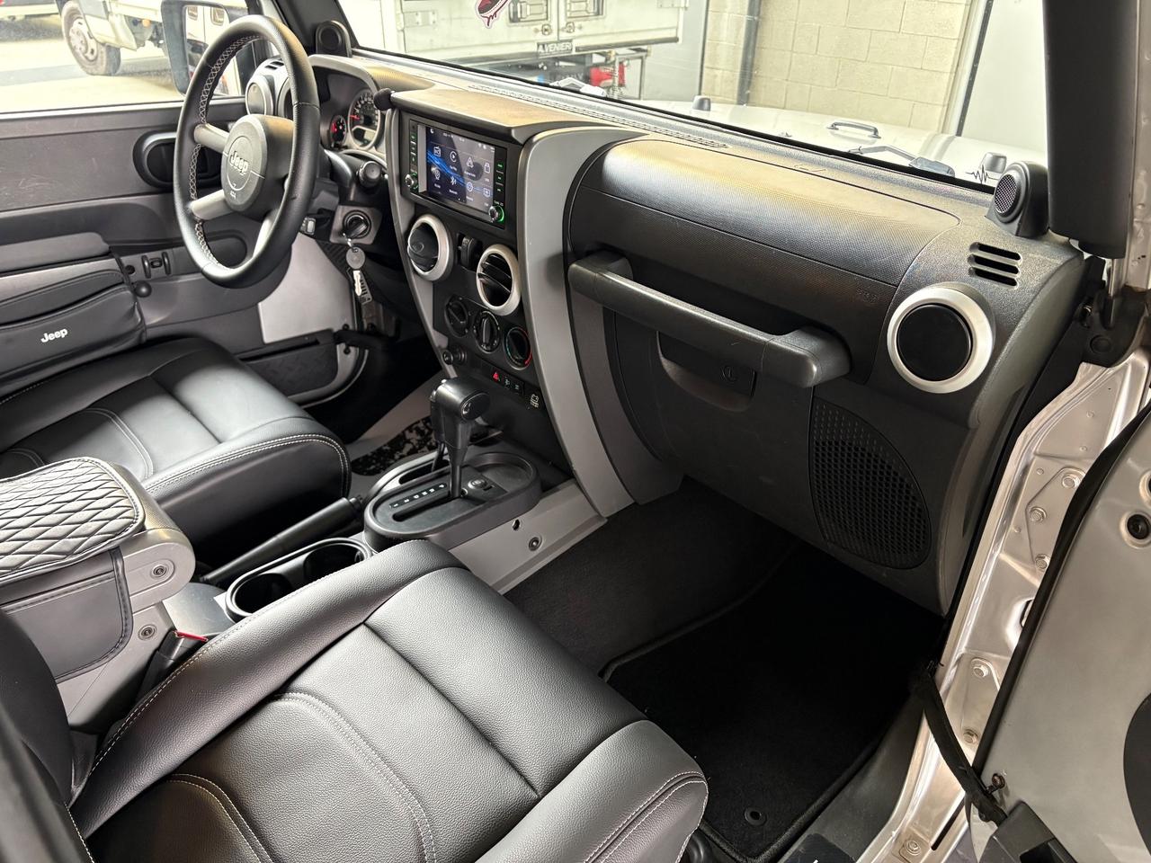 Jeep Wrangler 2.8 CRD DPF Sahara Auto