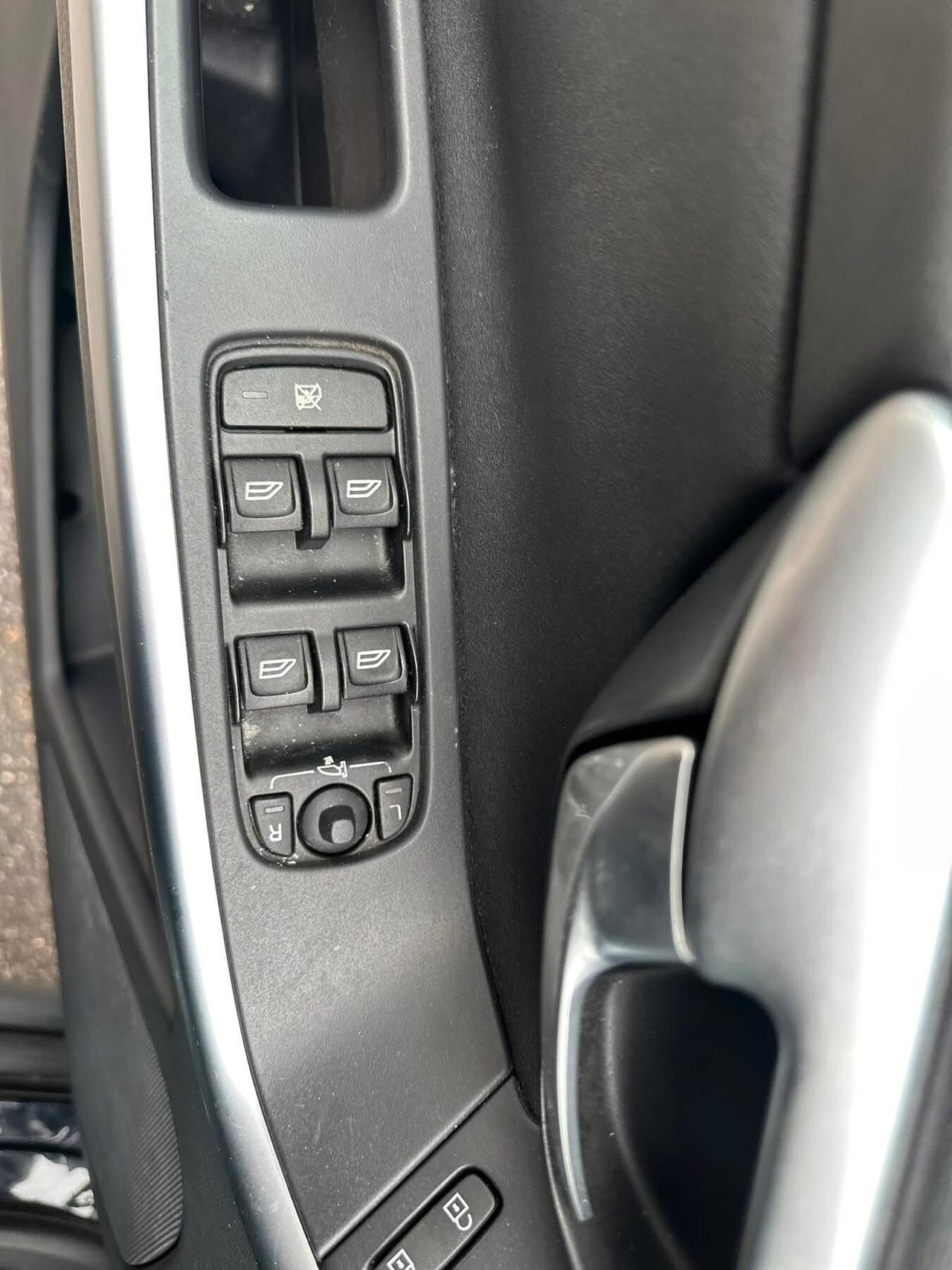 Volvo XC 60 XC60 2.4 D5 Summum