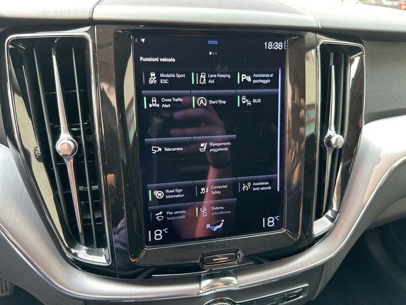 Volvo XC60 B4 AWD 211 Cv Geartronic Momentum Pro