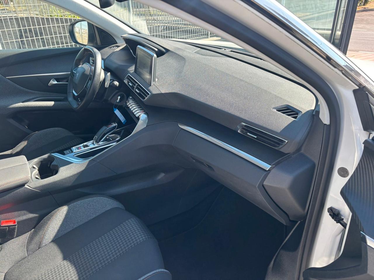 Peugeot 3008 BlueHDi 130 S&S EAT8 Business