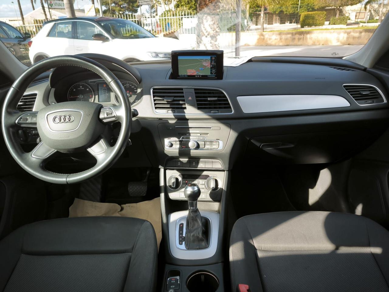 Audi Q3 2.0 TDI 150 CV S tronic Business