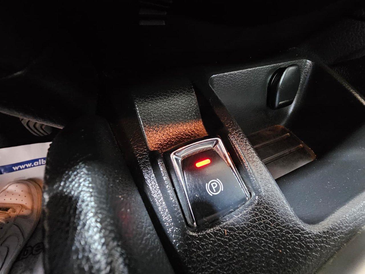 Nissan Qashqai 1.5 dci 360 110cv
