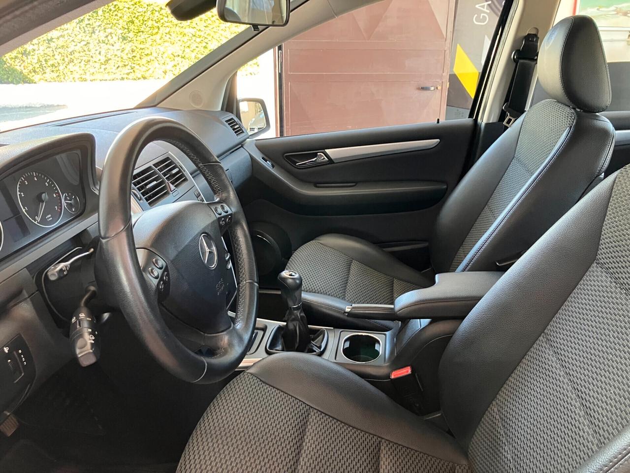 Mercedes-benz A 160 NEOPATENTATI EURO 5 BENZINA