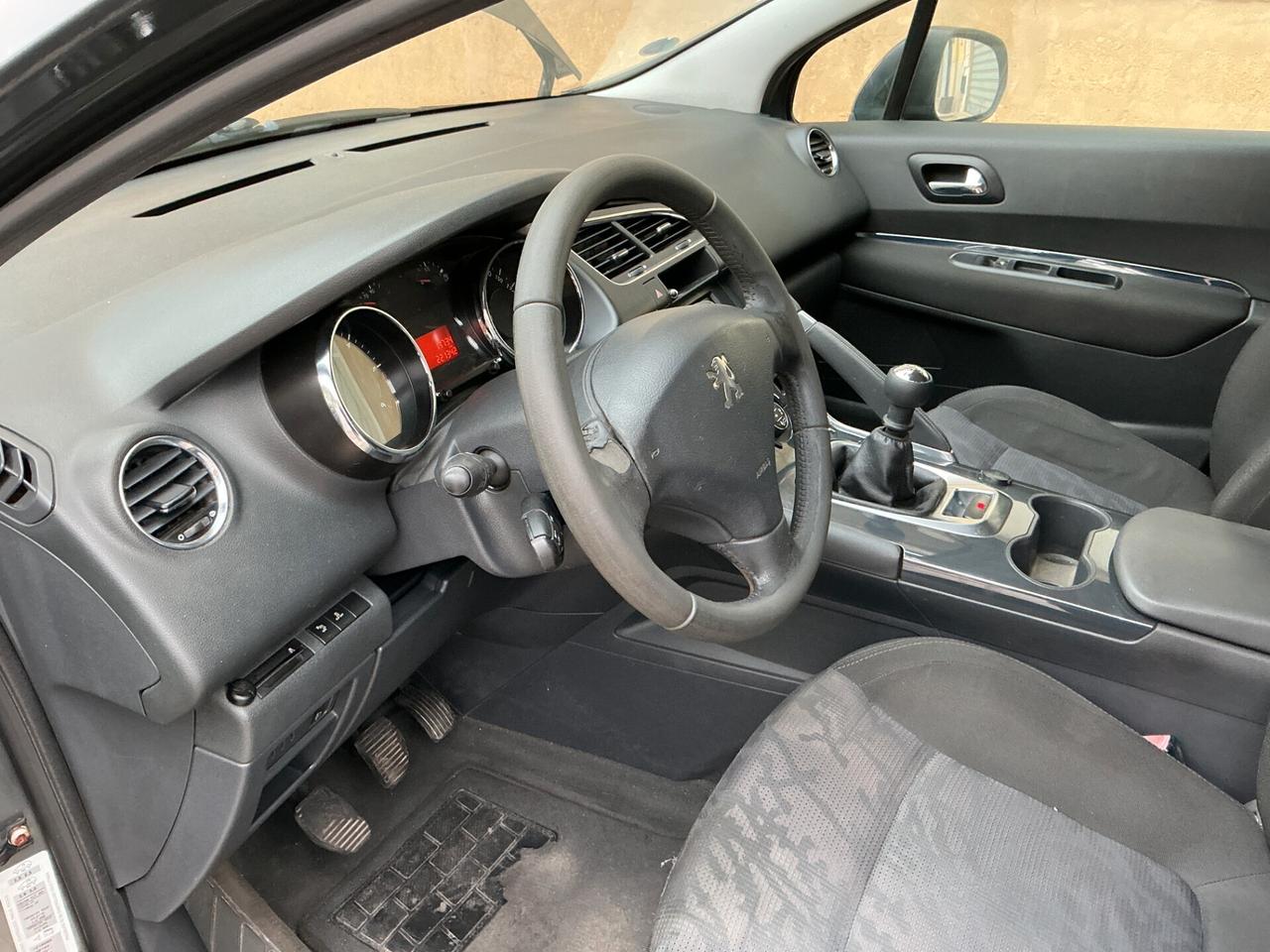 Peugeot 3008 1.6 HDi 110CV Premium