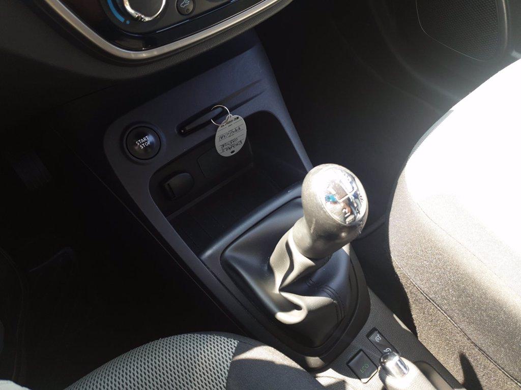 RENAULT Captur 0.9 tce zen (live) 90cv e6 del 2016