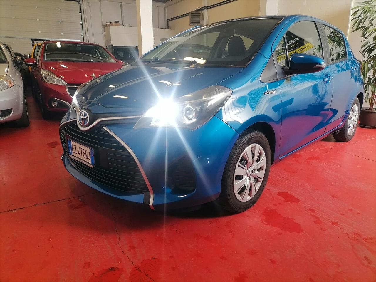 Toyota Yaris 1.5 Hybrid 5 porte Active