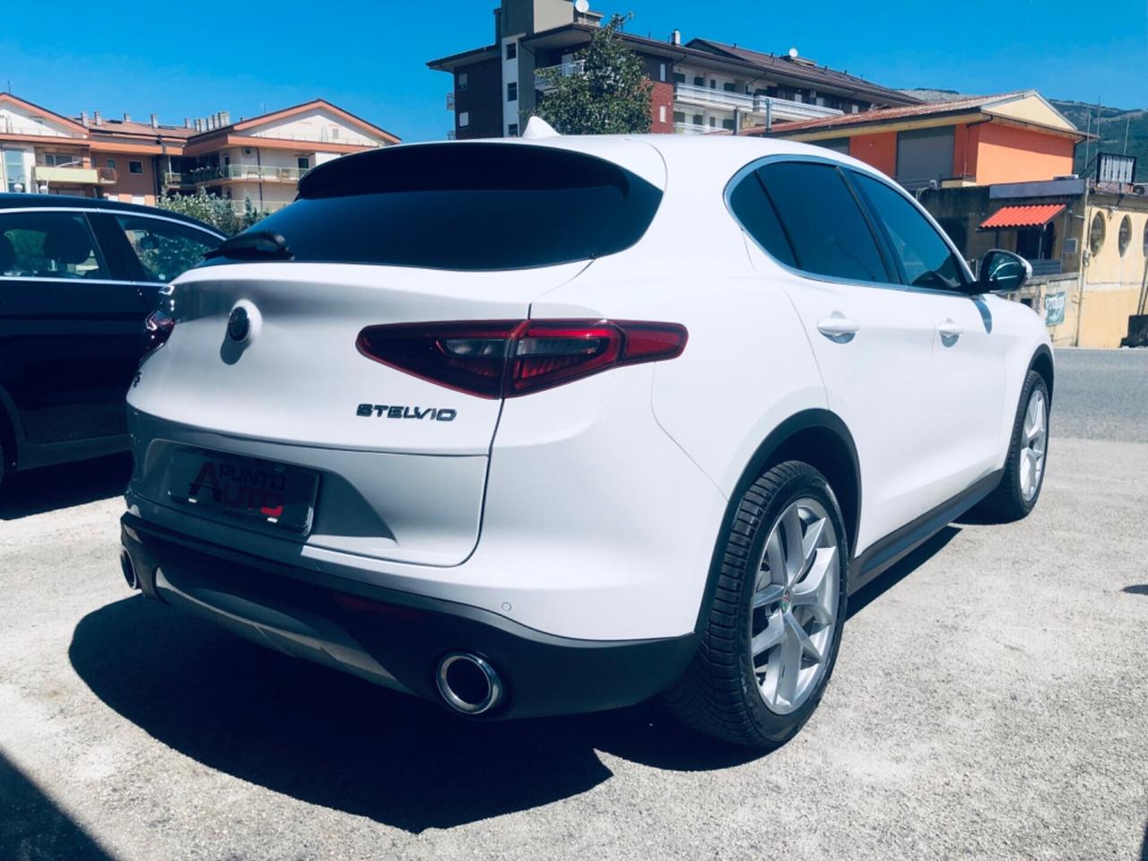 Alfa Romeo Stelvio 2.2 Turbodiesel 190 CV AT8 Q4 E