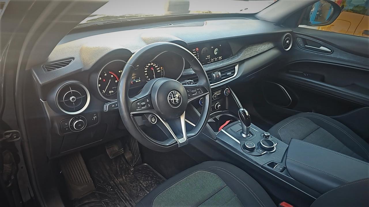 Alfa Romeo Stelvio 2.2 Turbodiesel 190 CV AT8 Q4 B-Tech