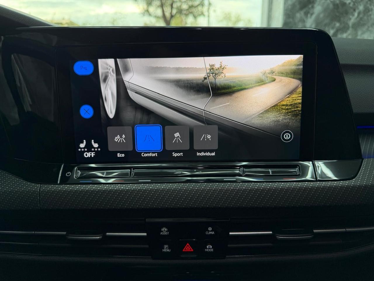 Volkswagen Golf 1.5 eTSI 150 CV EVO ACT DSG R-Line