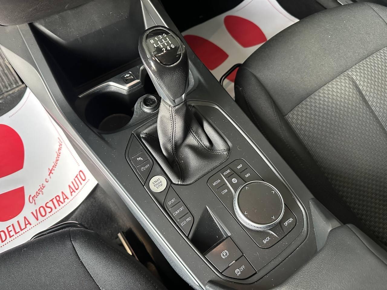 BMW - Serie 1 F40 116d Sport