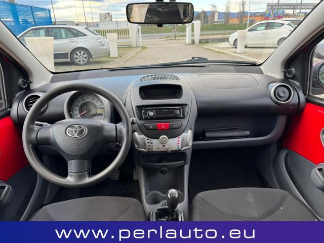 TOYOTA Aygo 1.0 12V VVT-i 5 porte Sol