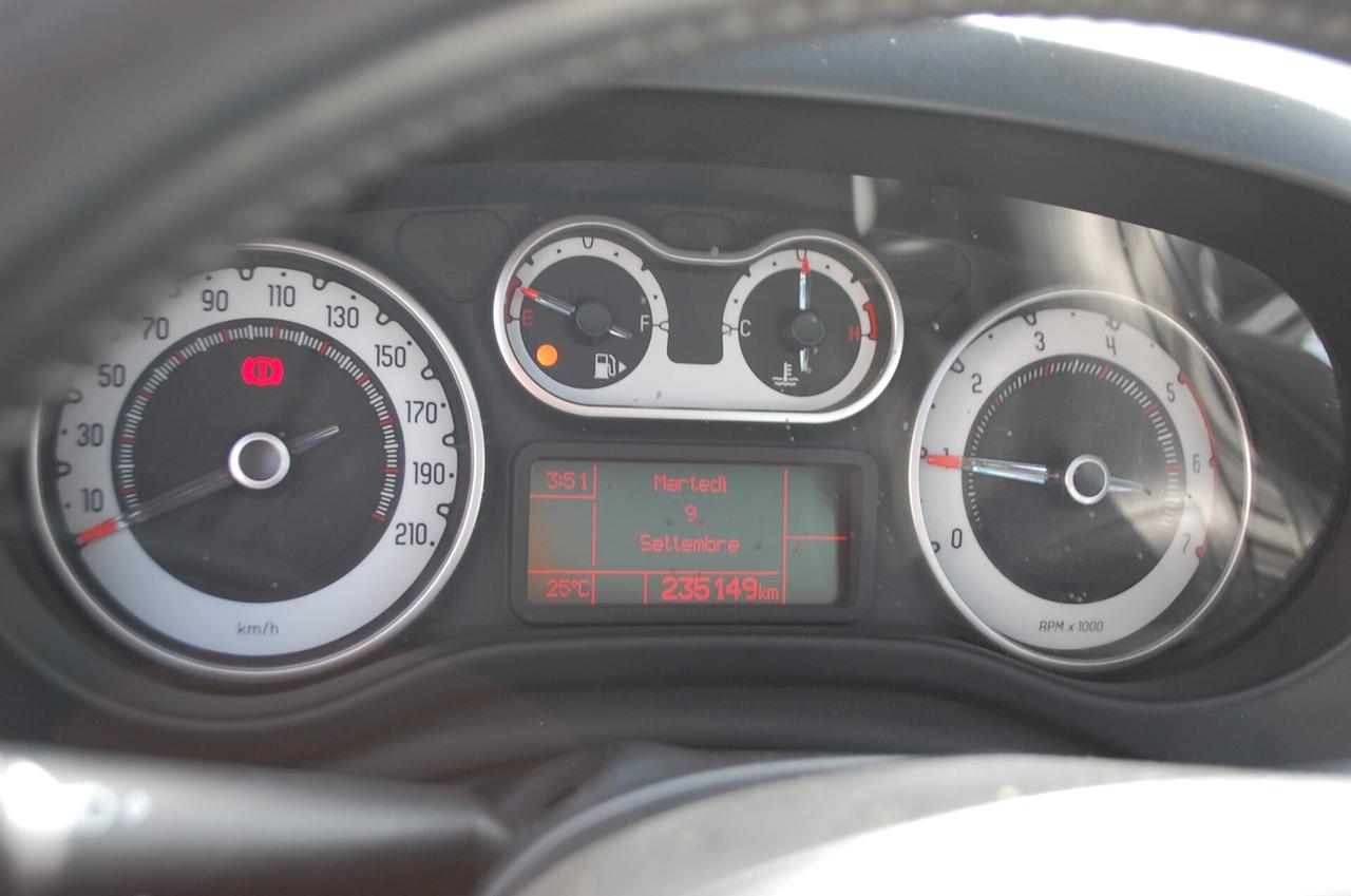 Fiat 500L 1.3 mjt 84CV Panoramic Edition Uff Italy USB Lega