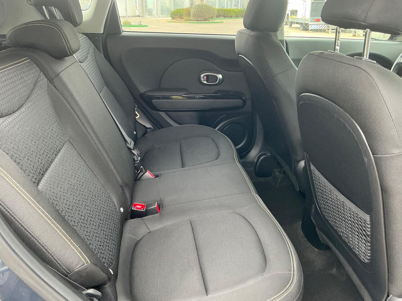 KIA SOUL 1.6 CRDI 136 Cv STRAFULL BI-COLOR 10/2016