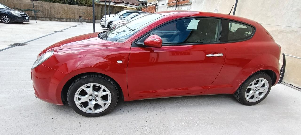 Alfa Romeo MiTo 1.4 78 CV Distinctive Sport Pack