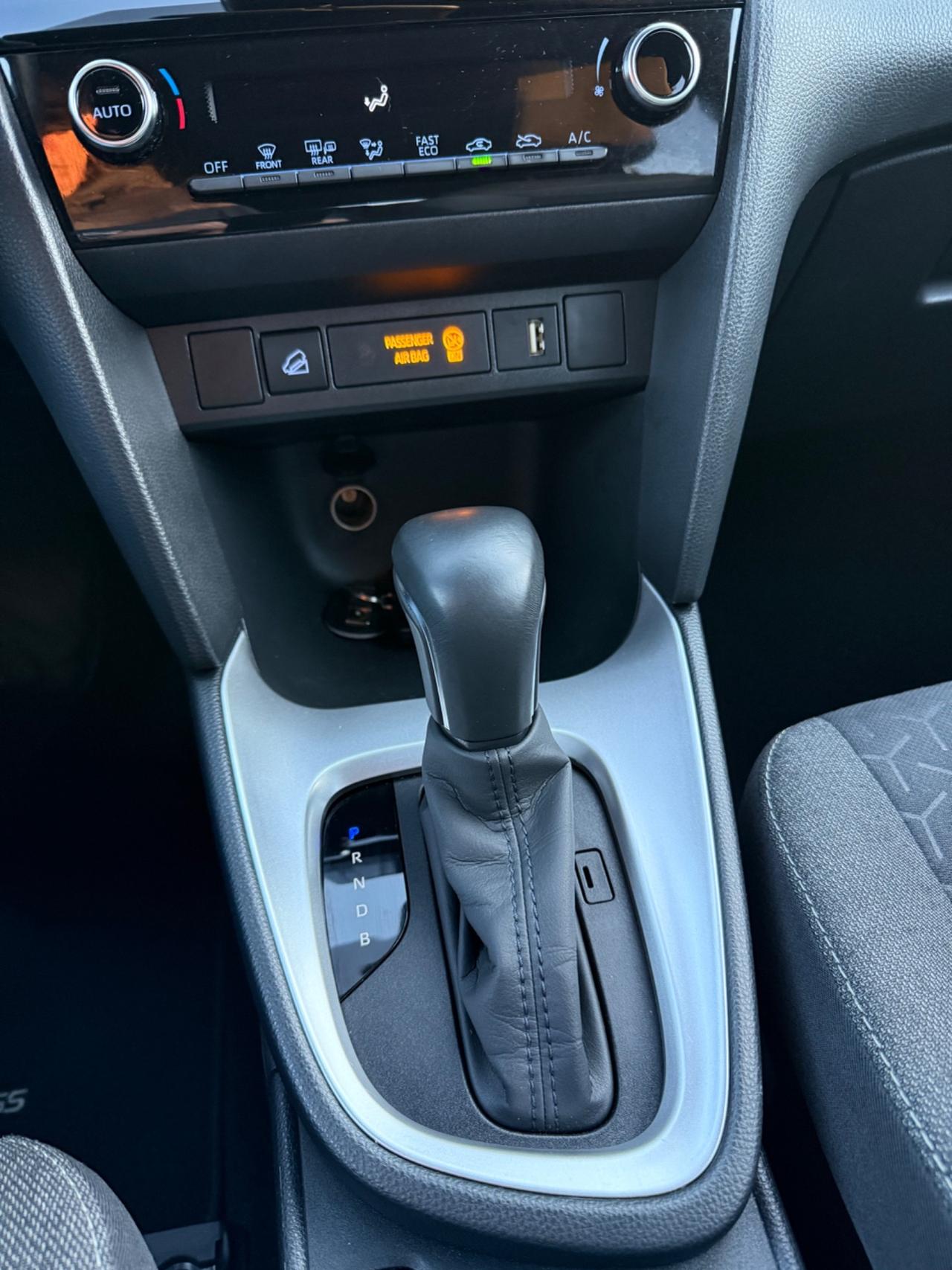 Toyota Yaris Cross 1.5 Hybrid 5p. E-CVT AWD-i Trend