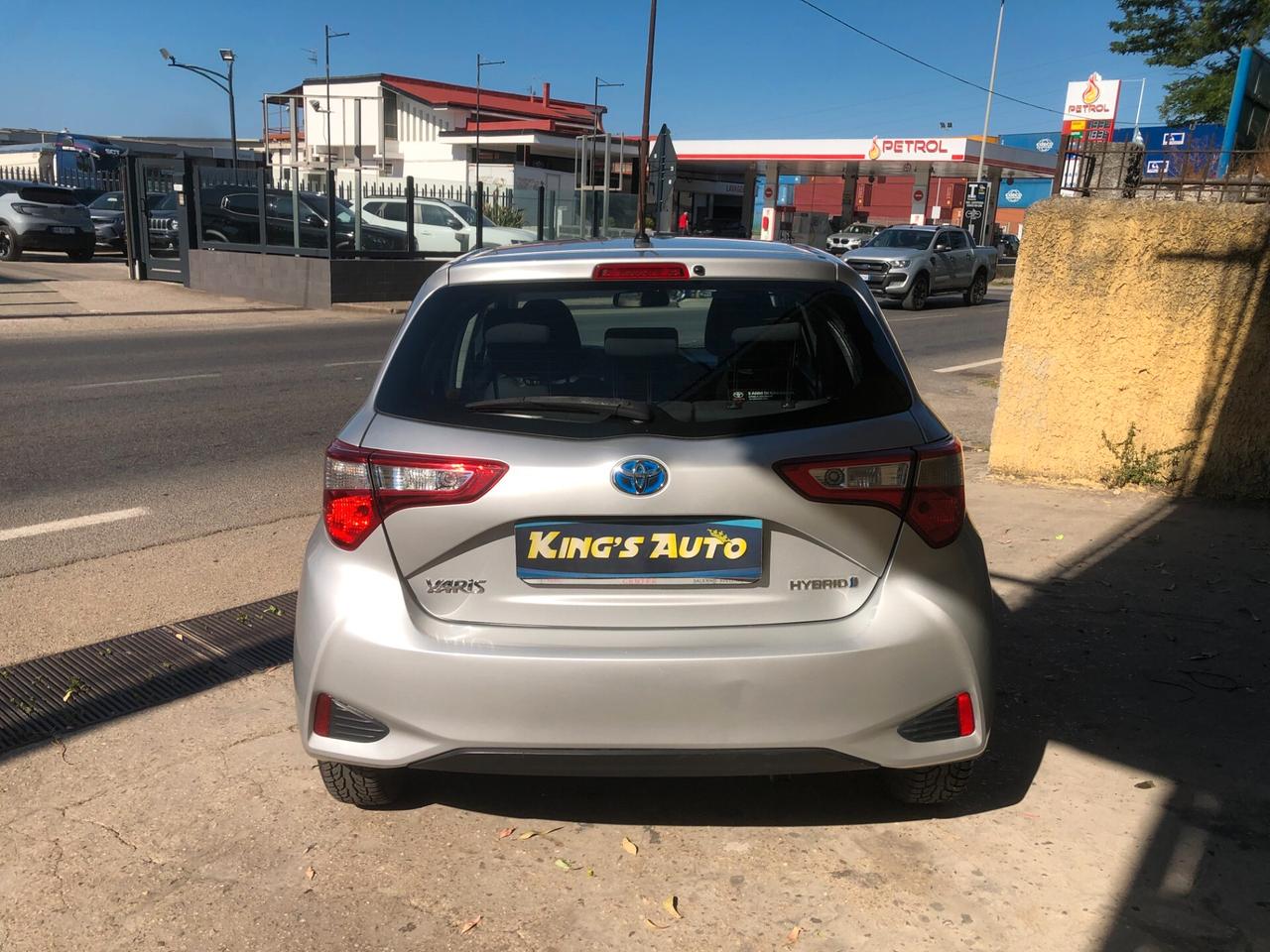 Toyota Yaris 1.5 Hybrid 5 porte Cool