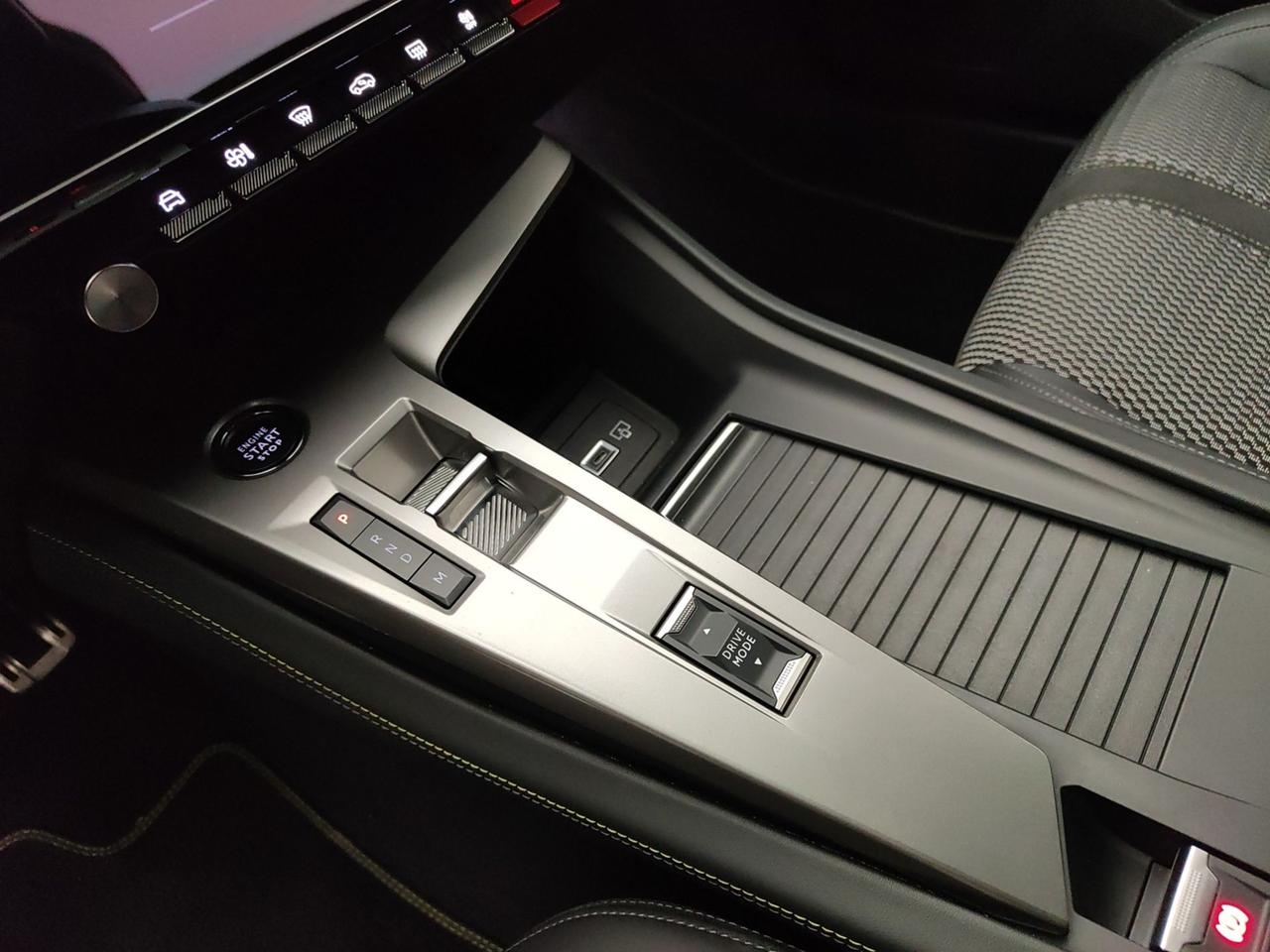 PEUGEOT 308 III 2021 SW 1.2 PURETECH 130CV GT EAT8