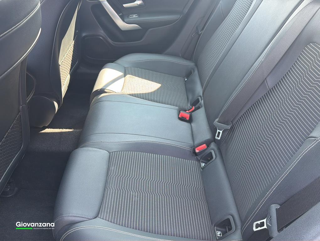 Mercedes Classe A 180 180 D Business 7G-DCT