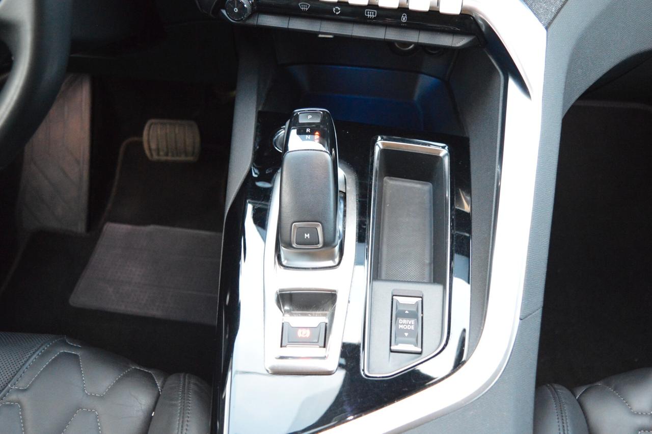 Peugeot 3008 BlueHDi 130 S&S EAT8 Allure Pack