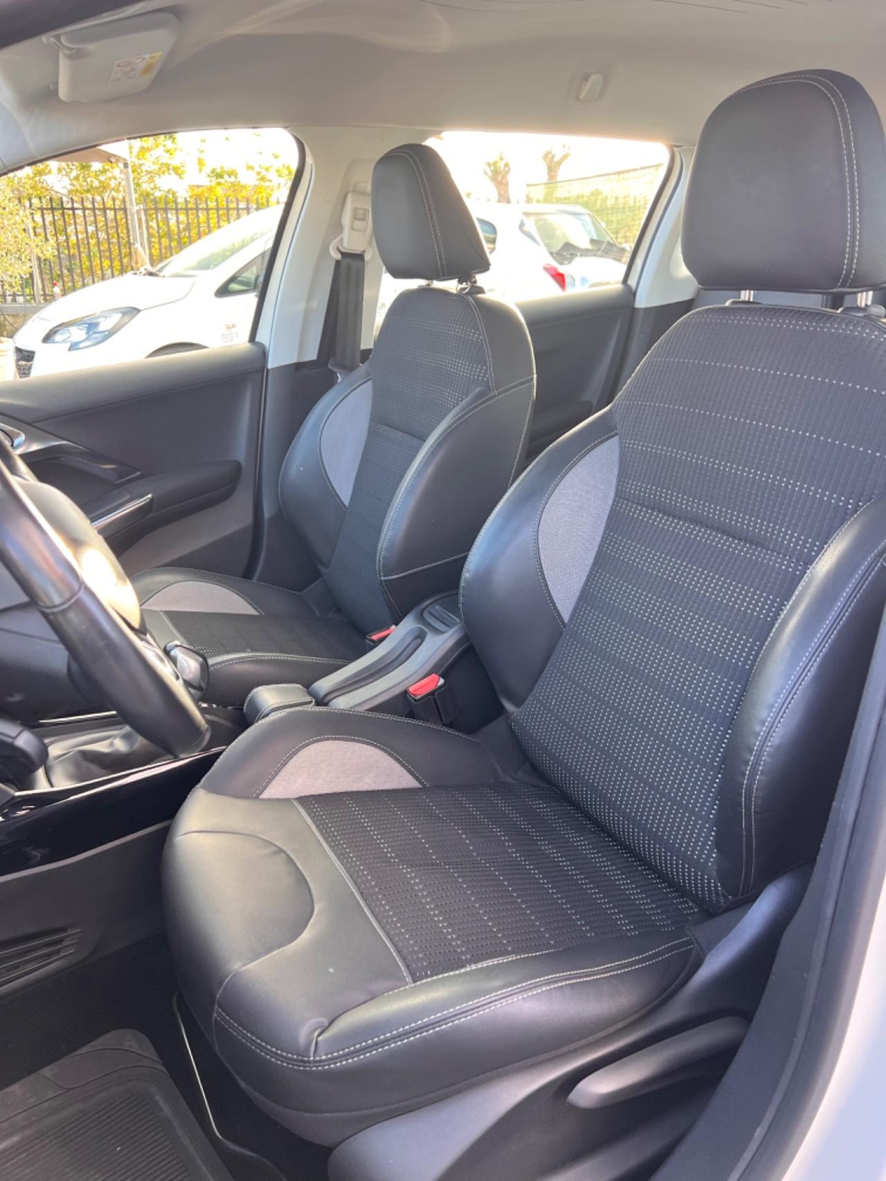 Peugeot 2008 PureTech 82 Allure