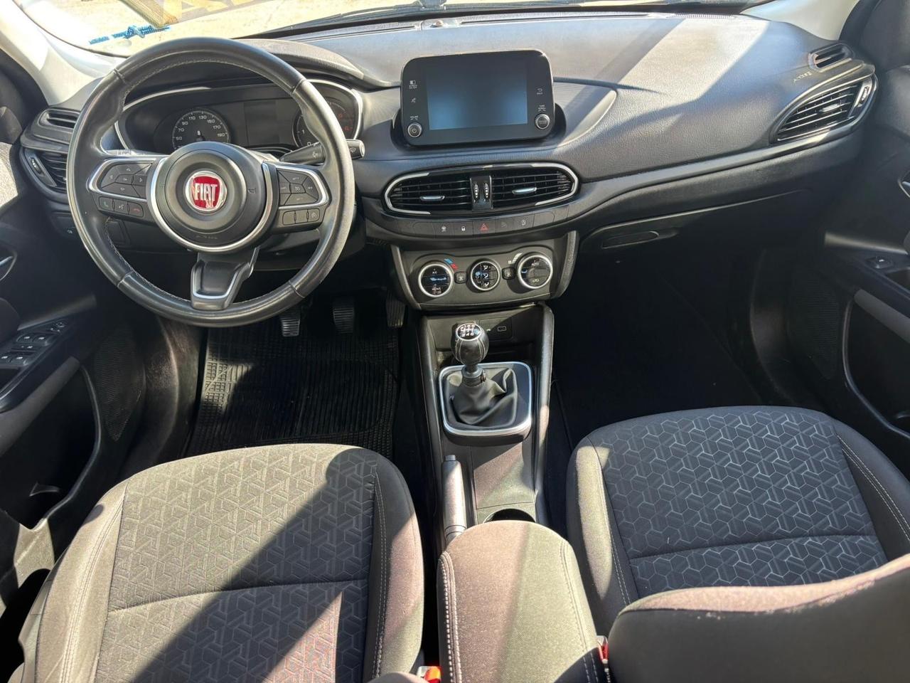 Fiat Tipo 1.6 Mjt S&S 5 porte Cross